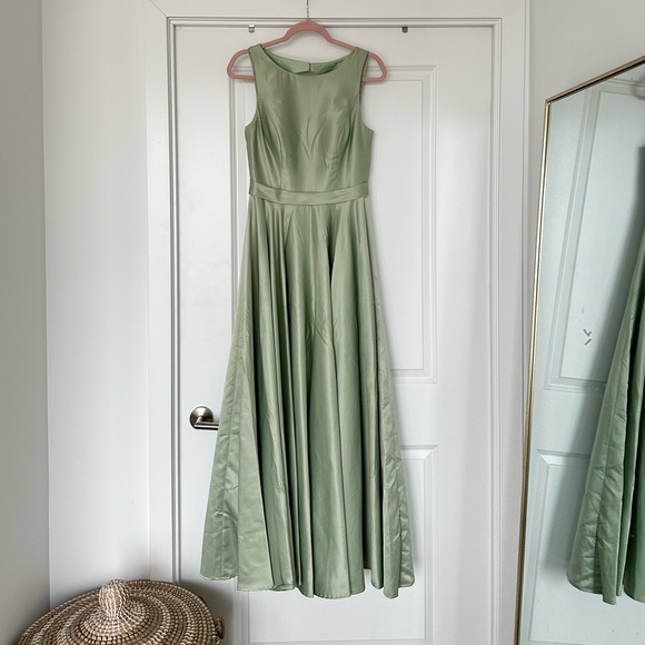 DONATED Azazie Jakayla Dress in Dusty Sage size 6 - Picture 4 of 11